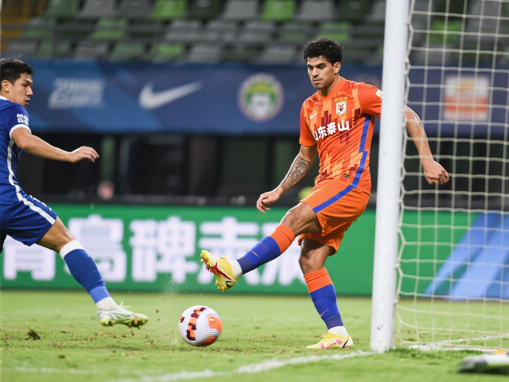 拜仁重金挖角恰尔汗奥卢：四年合约年薪800万欧加奖金